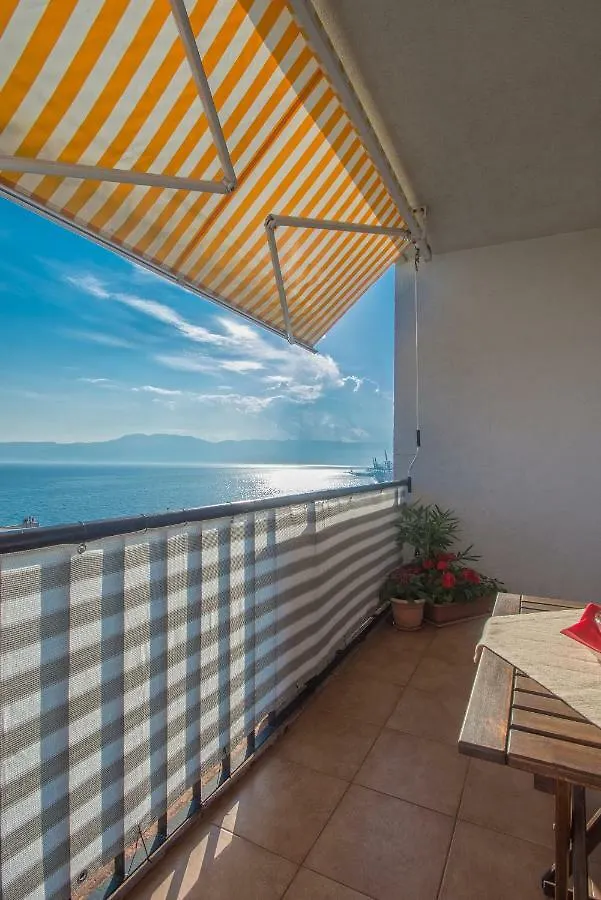 غييكا Apartment Paradise View