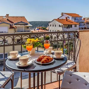 https://apartment-green-family-friendly-comfortable-free.pula-hotels.org