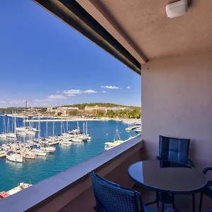 https://studio-apartment-harbour-pula.pula-hotels.org