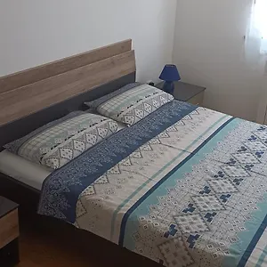 https://apartments-mb.in-istria.net